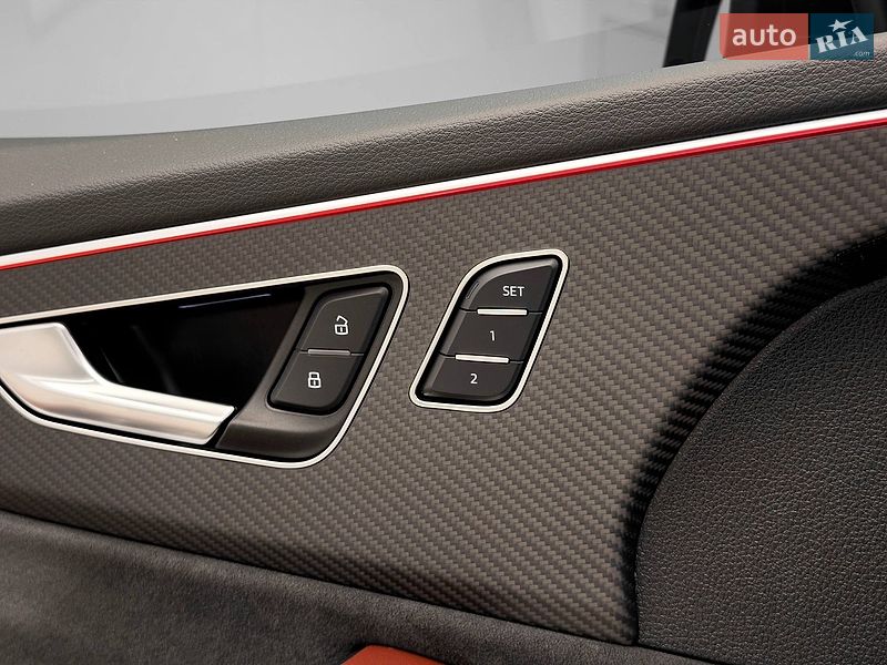 Внедорожник / Кроссовер Audi SQ8 2024 в Киеве