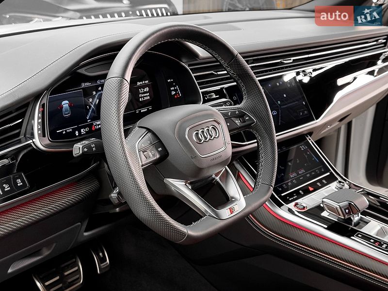Внедорожник / Кроссовер Audi SQ8 2024 в Киеве