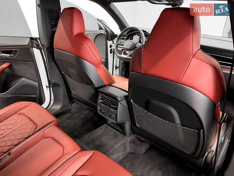 Внедорожник / Кроссовер Audi SQ8 2024 в Киеве