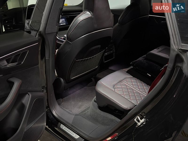 Внедорожник / Кроссовер Audi SQ8 2025 в Киеве