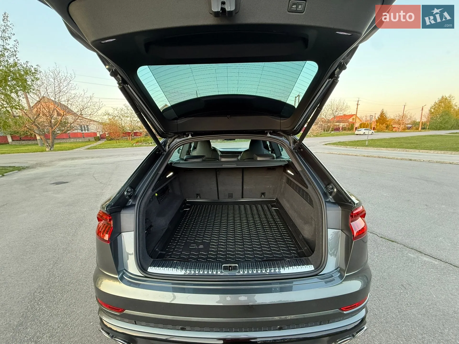 2023 Audi SQ8 - мініатюра 32
