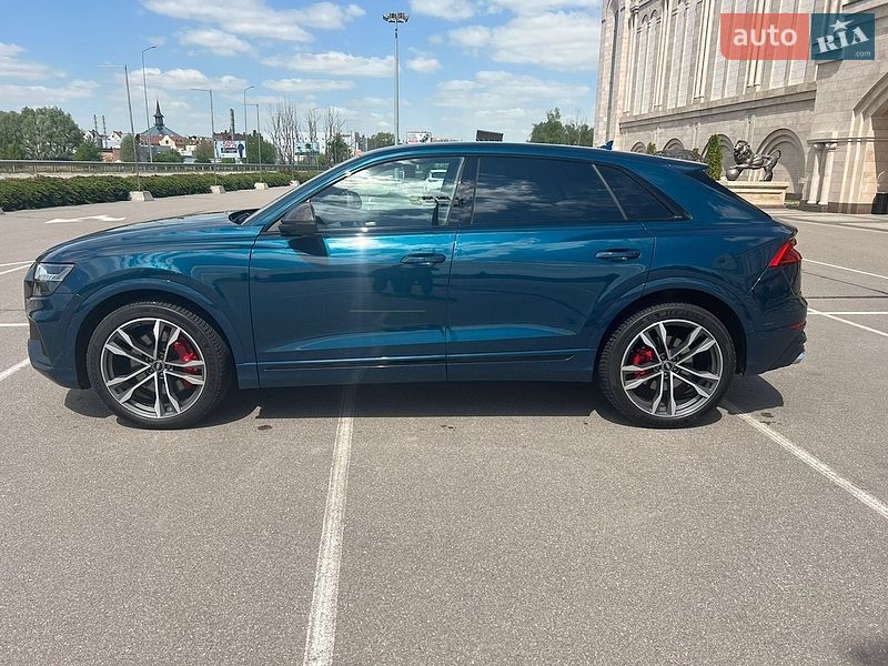 Позашляховик / Кросовер Audi SQ8 2021 в Києві