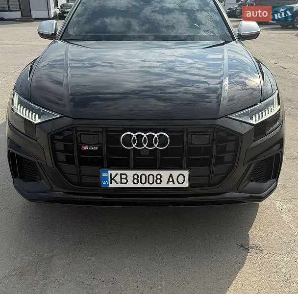 Audi SQ8 2021