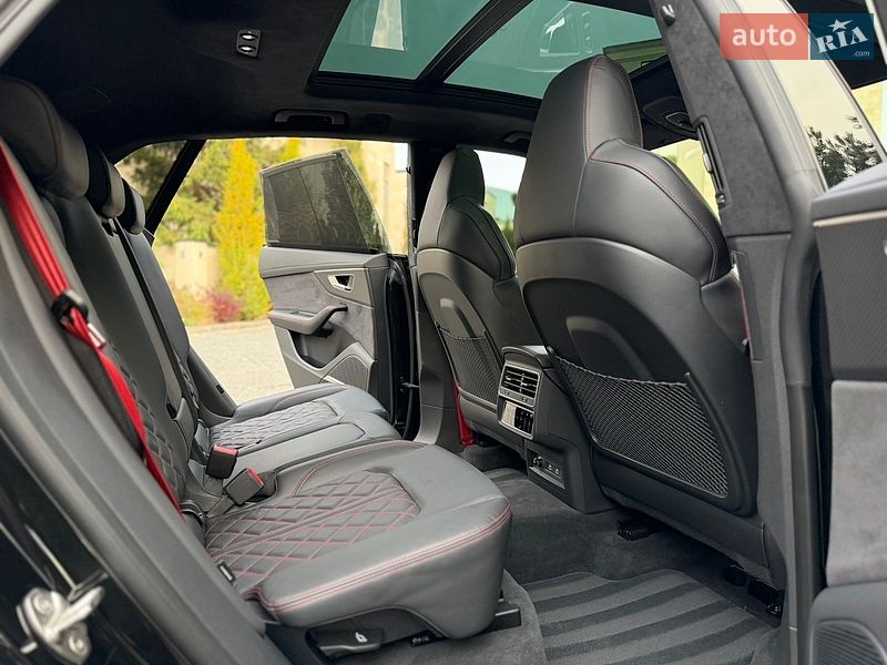 Внедорожник / Кроссовер Audi SQ8 2025 в Львове