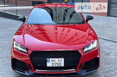 Купе Audi TT RS 2019 в 