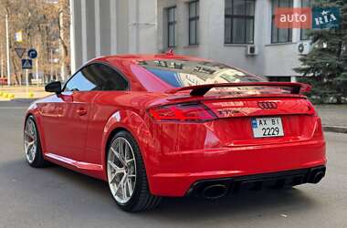 Купе Audi TT RS 2017 в 