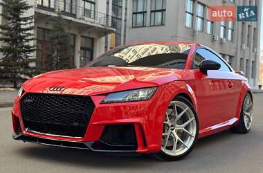 Купе Audi TT RS 2017 в 