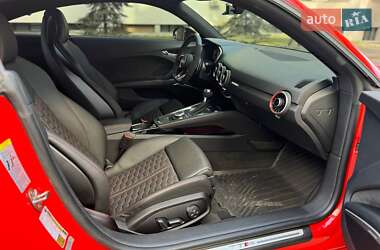 Купе Audi TT RS 2017 в 