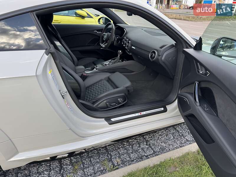 Купе Audi TT RS 2023 в Киеве