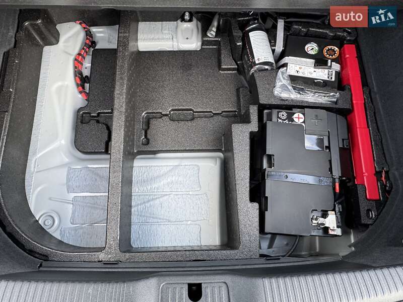 Купе Audi TT RS 2023 в Киеве