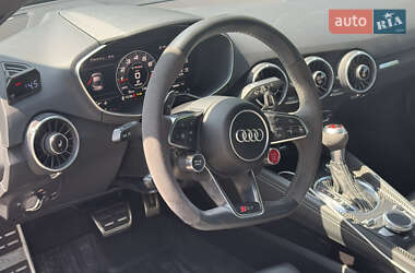 Купе Audi TT RS 2017 в 