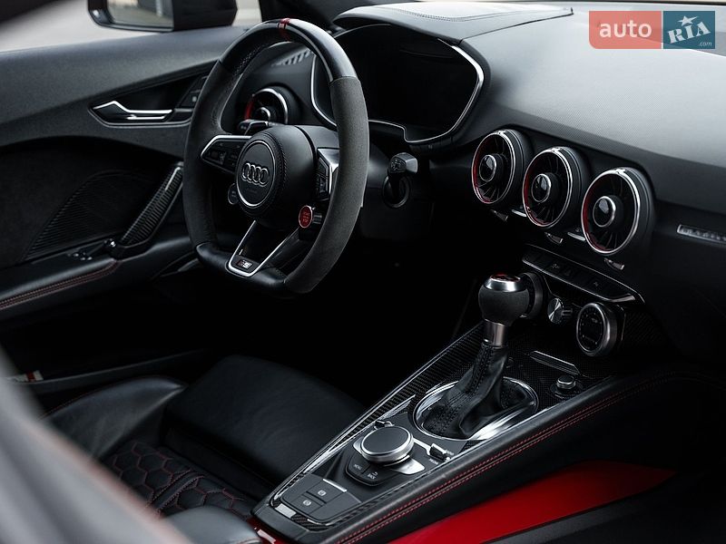 Купе Audi TT RS 2019 в Киеве
