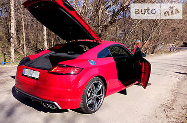 Купе Audi TT S 2015 в Киеве