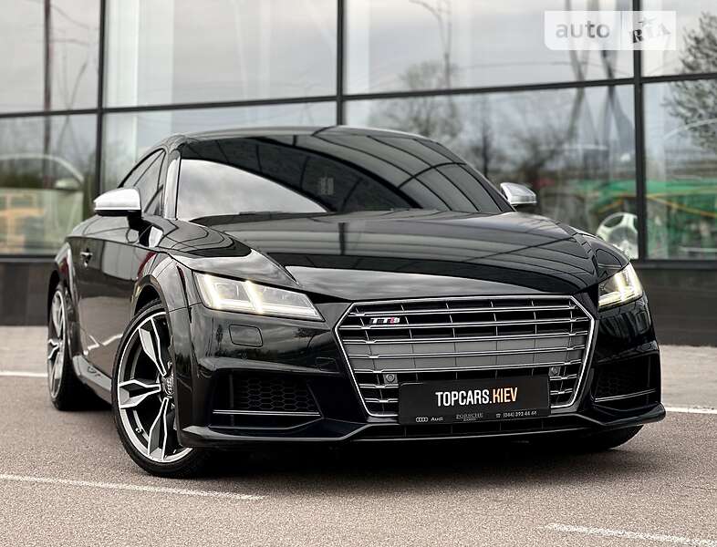 Audi tt s 2015