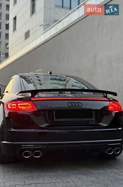 Купе Audi TT S 2023 в 