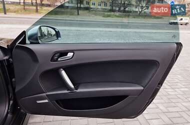 Купе Audi TT S 2012 в 