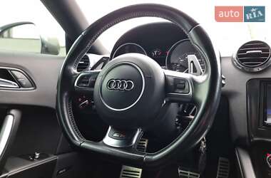 Купе Audi TT S 2012 в 