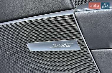 Купе Audi TT S 2012 в 