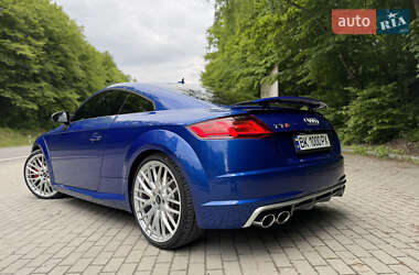 Купе Audi TT S 2016 в 