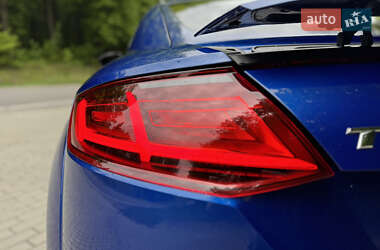 Купе Audi TT S 2016 в 