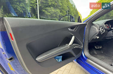 Купе Audi TT S 2016 в 