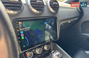 Купе Audi TT S 2011 в 