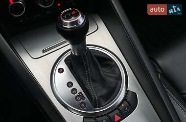 Купе Audi TT S 2011 в 