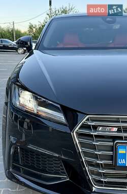 Купе Audi TT S 2015 в 