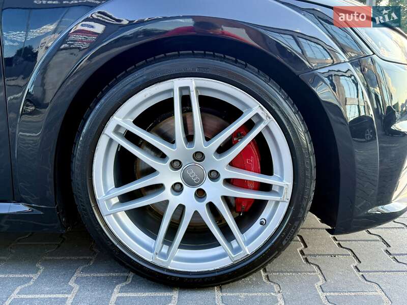 Купе Audi TT S 2015 в Киеве