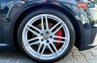 Купе Audi TT S 2015 в 