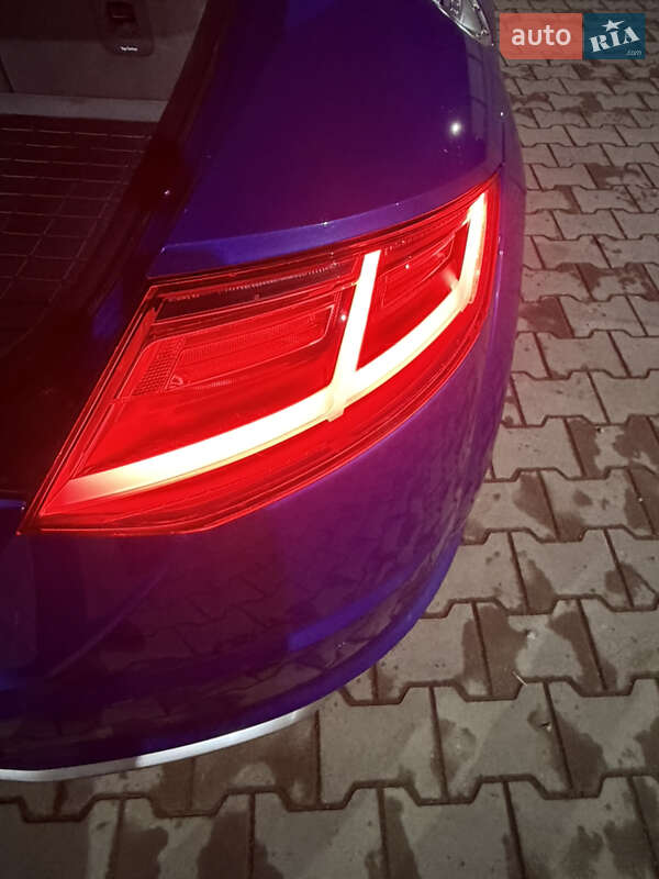 Купе Audi TT S 2016 в Кременце