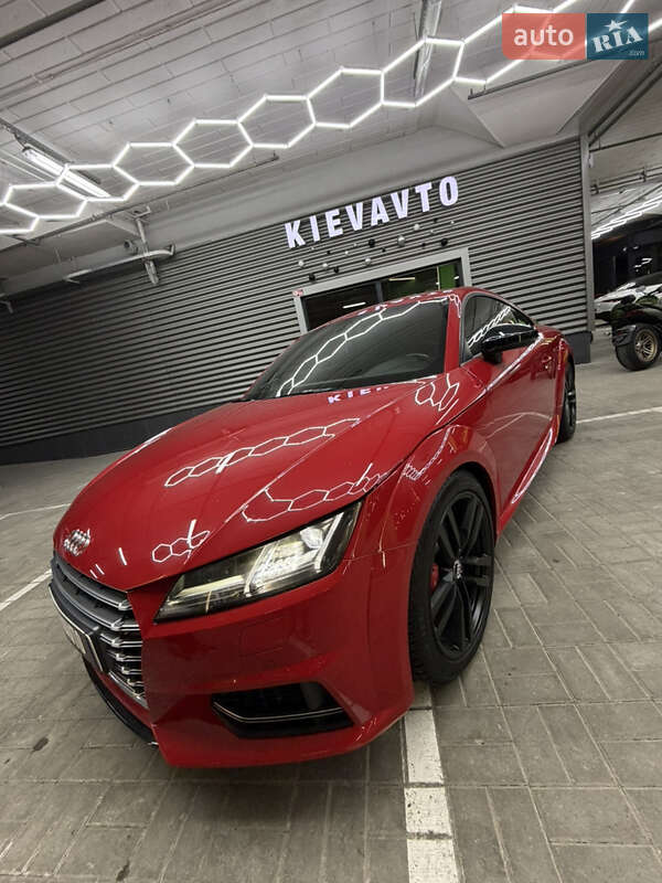 Купе Audi TT S 2016 в Киеве фото 8 Купе Audi TT S 2016 в Киеве