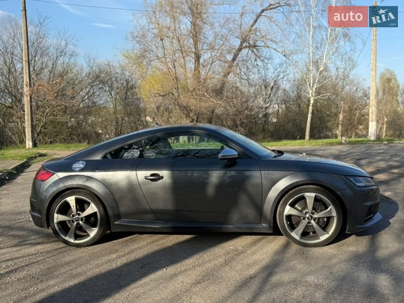 Купе Audi TT S 2015 в Дніпрі