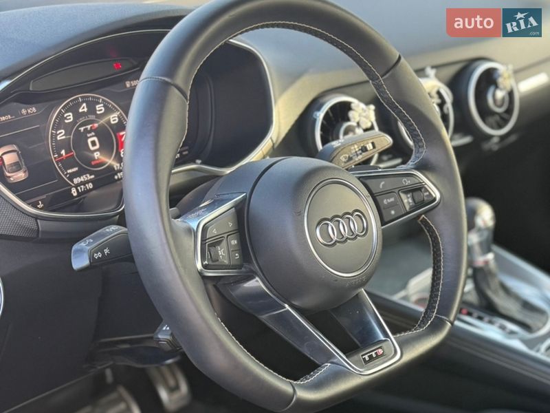 Купе Audi TT S 2015 в Дніпрі