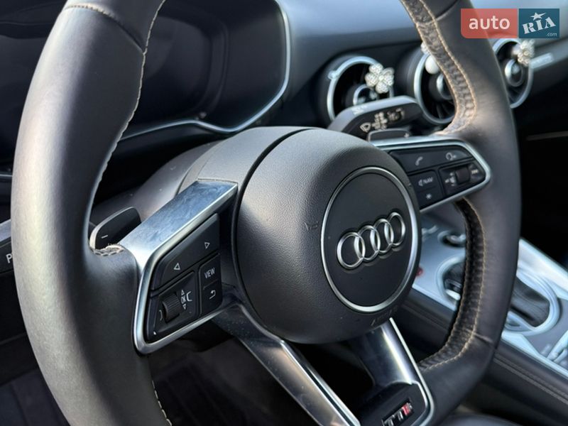 Купе Audi TT S 2015 в Дніпрі