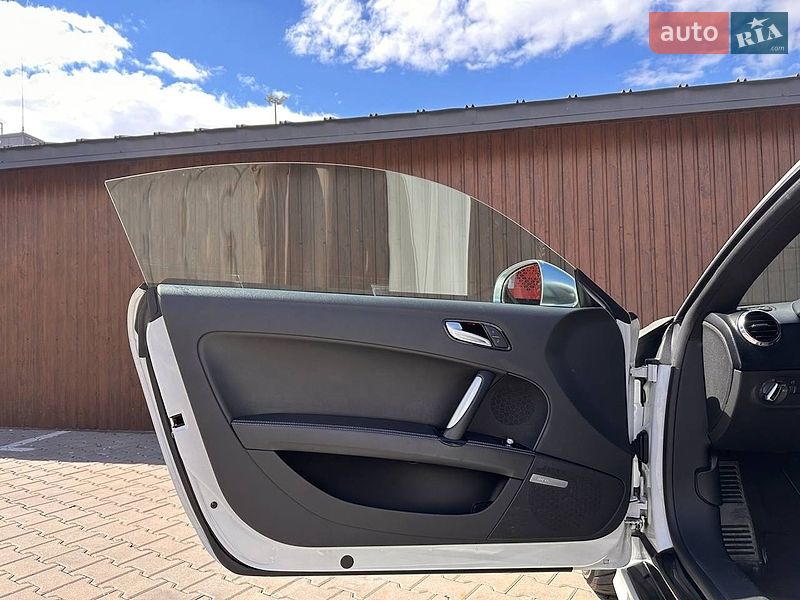 Купе Audi TT S 2012 в Киеве