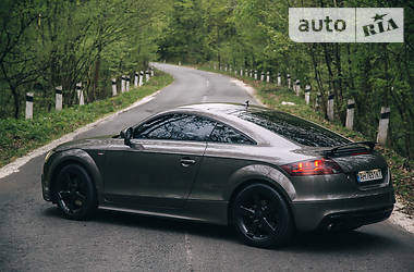 Купе Audi TT 2012 в Славянске