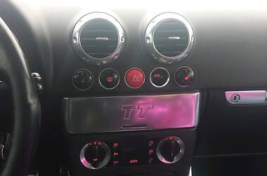 Купе Audi TT 1999 в 