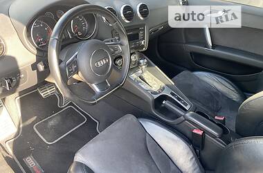 Кабриолет Audi TT 2011 в Киеве