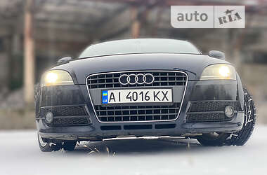 Купе Audi TT 2008 в 