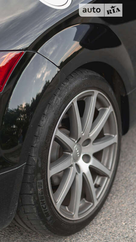 Купе Audi TT 2010 в Днепре