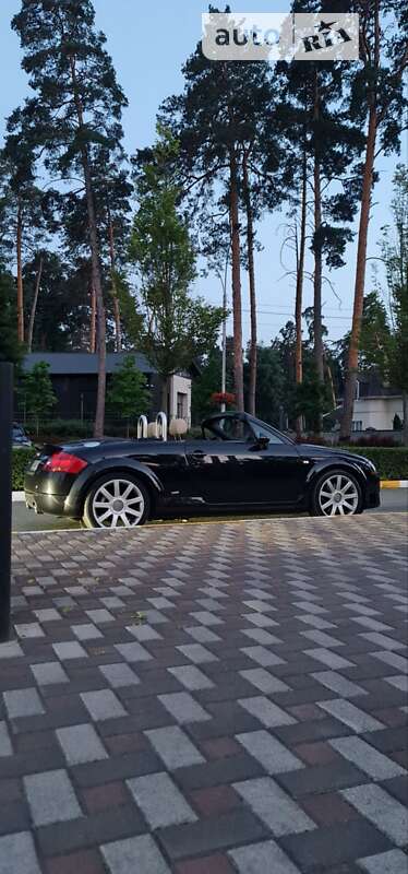 Родстер Audi TT 2005 в Киеве фото 10 Родстер Audi TT 2005 в Киеве