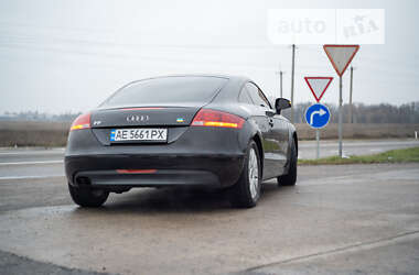 Купе Audi TT 2006 в 