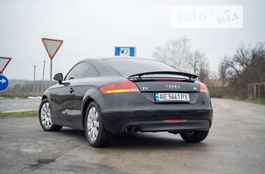 Купе Audi TT 2006 в 