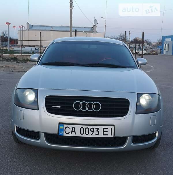 Купе Audi TT 1999 в Каменке