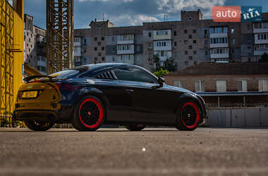 Купе Audi TT 2011 в Вышгороде