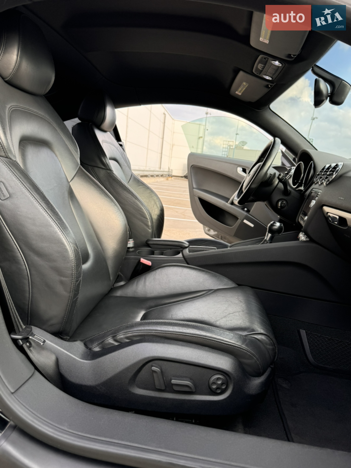 2011 Audi TT - мініатюра 18