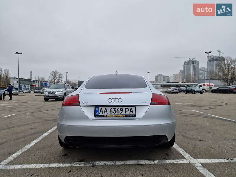 Купе Audi TT 2010 в Киеве