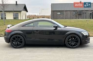 Купе Audi TT 2008 в 