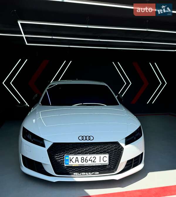 Купе Audi TT 2016 в Киеве фото 4 Купе Audi TT 2016 в Киеве